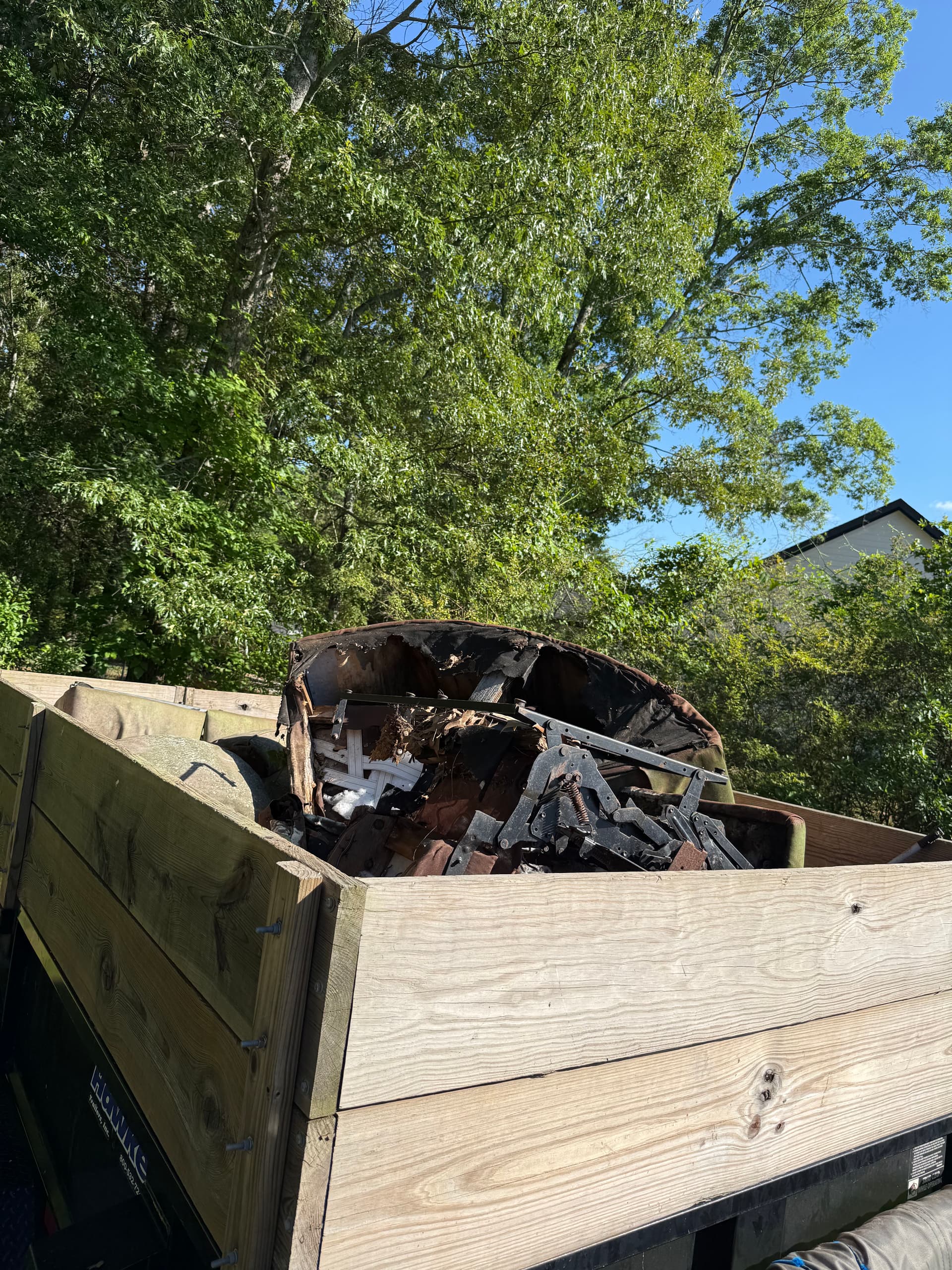 Gallery photos for Packed Shed Cleanout Completed in Hoschton: Image #5