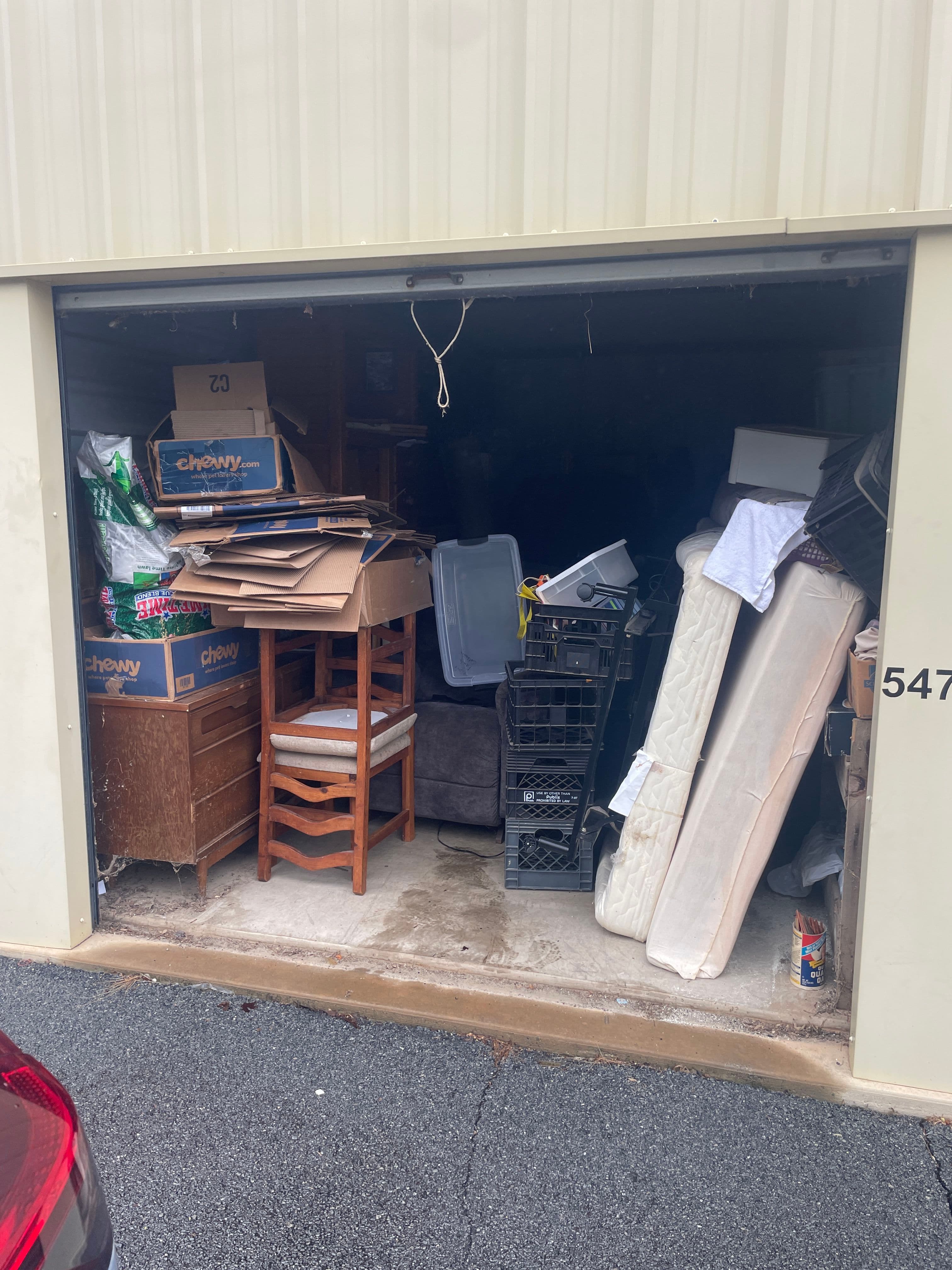 Project Full Storage Unit Cleanout Done Right image