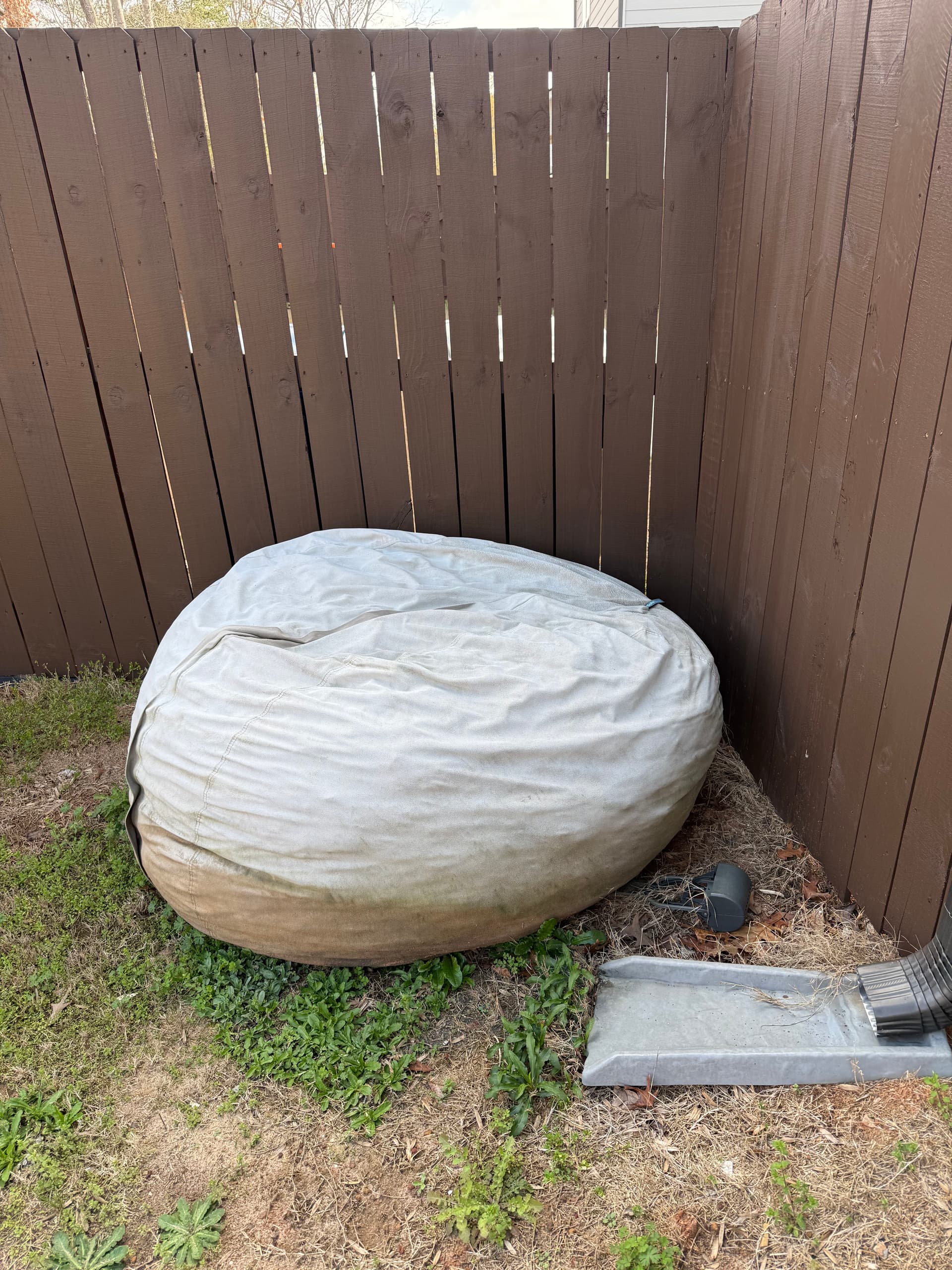 Customer's Garage and Yard Decluttered for a Fresh Start image