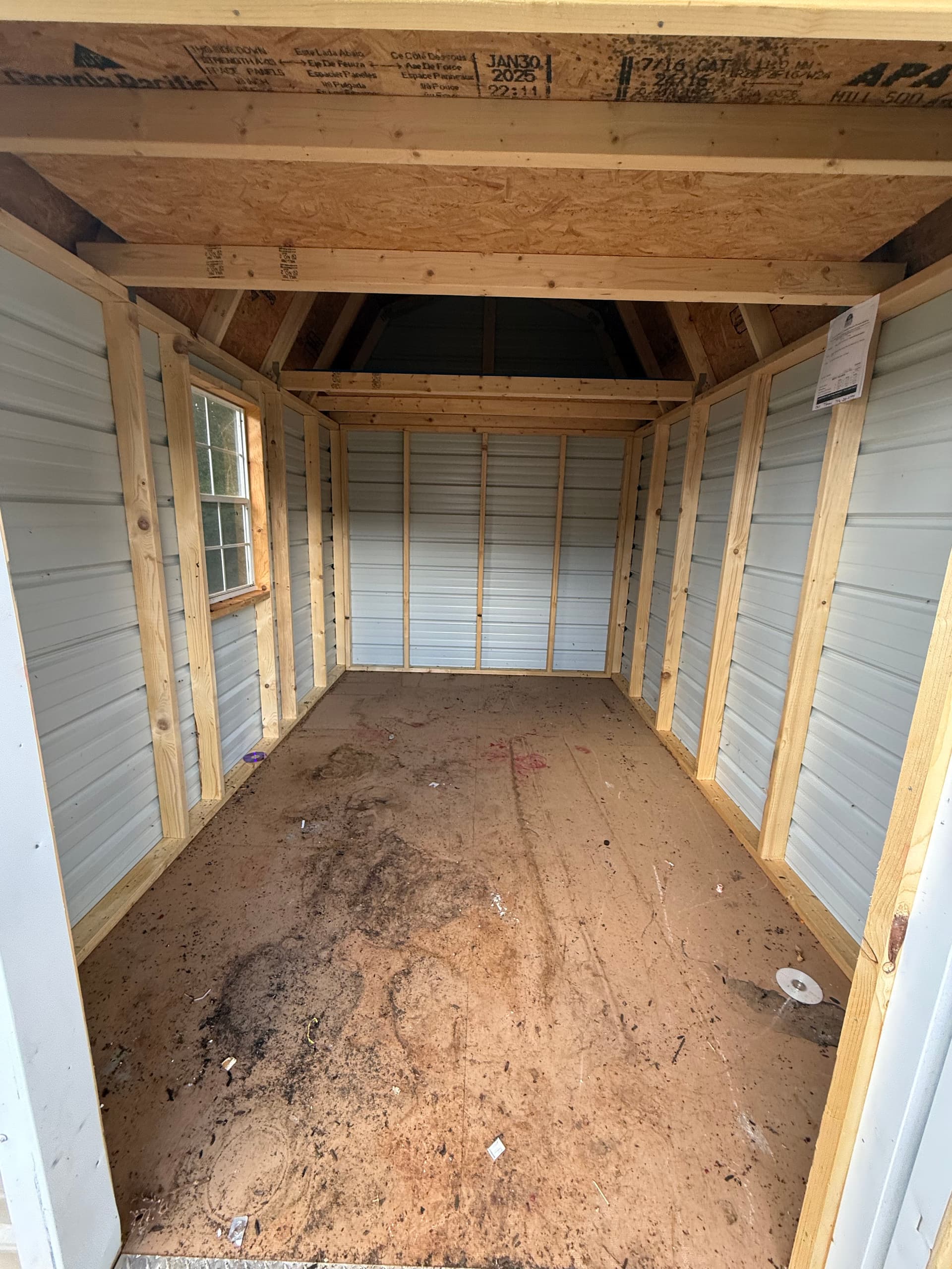 Gallery photos for Shed Cleanout in Hoschton Gets Done Fast: Image #2