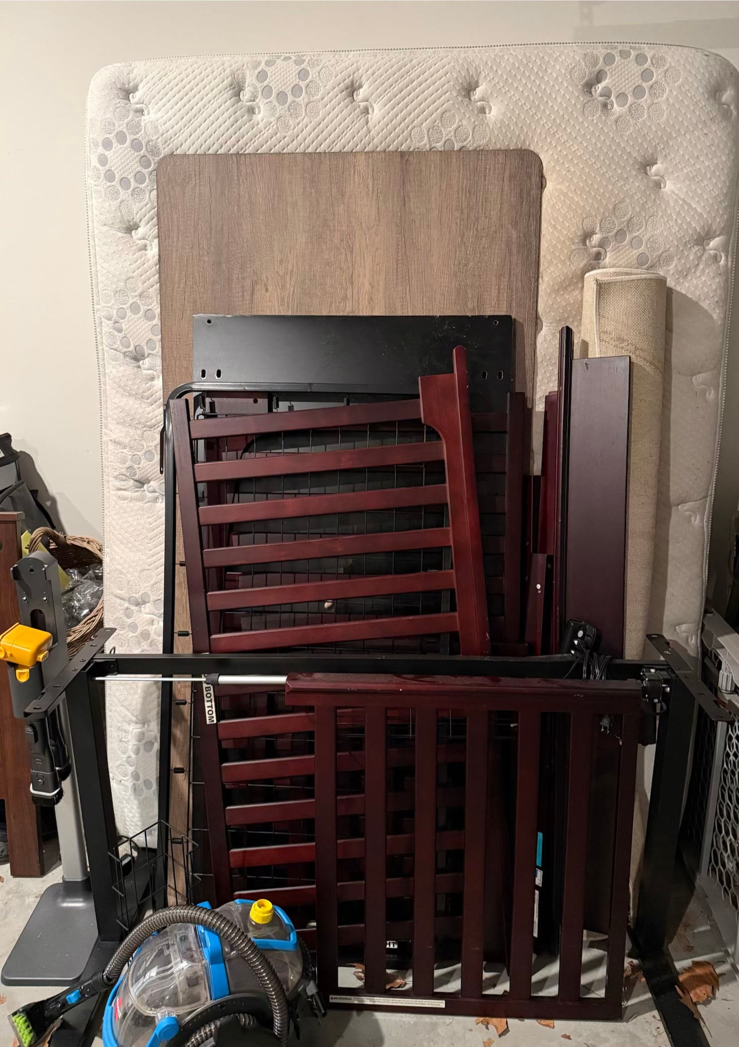 Gallery photos for Customer's Garage and Yard Decluttered for a Fresh Start: Image #1