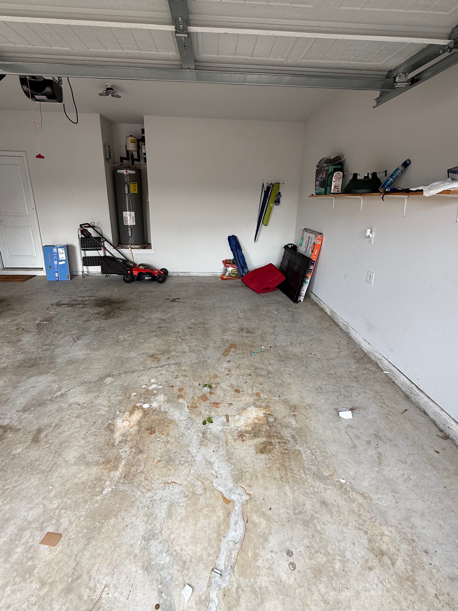 Gallery photos for Garage Cleanout in Braselton Cleared Out Fast: Image #2