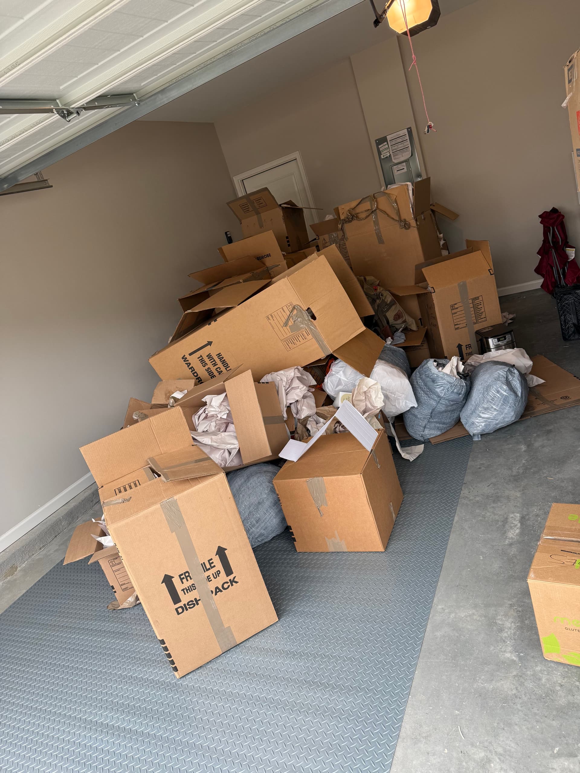 Gallery photos for Same-Day Garage Cleanout for a New Homeowner in Hoschton: Image #1